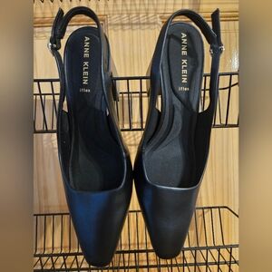 Anne Klein Abby Black Slingback Block Heel Pumps Size 8 New